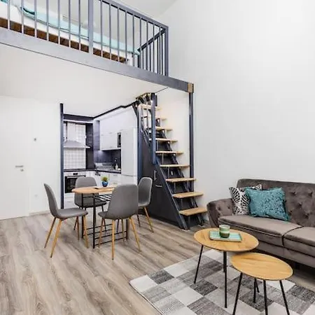 Venus - Westside Apartament *